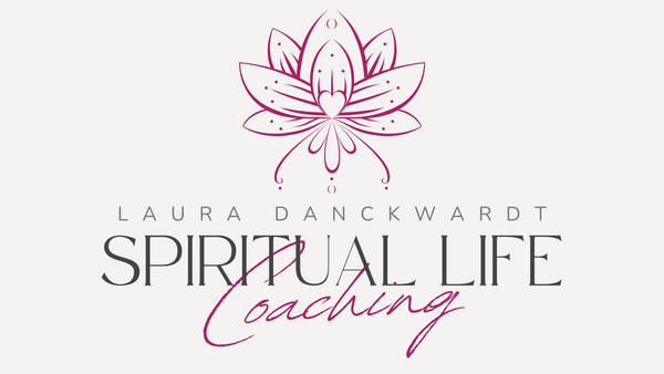Laura Danckwardt I Coaching für Herzmut & Selbstwert